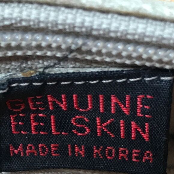 VTG, MADE IN KOREA GENUINE EEL SKIN LEATHER WOMAN BAG - Picture 16 of 16